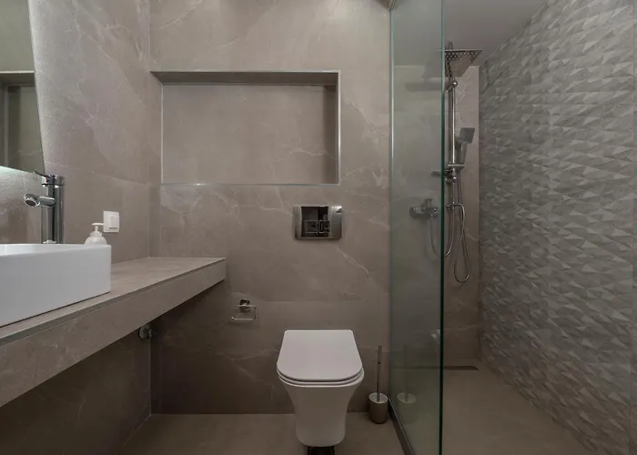 Appartamento Antigonidon Square 5 *